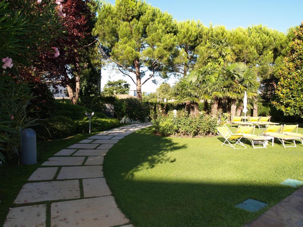 Hotel Giulietta Romeo Lazise Zewnętrze zdjęcie