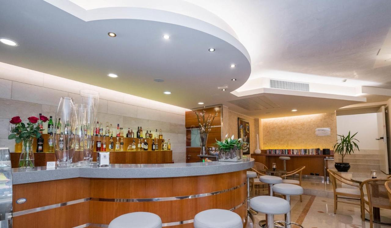 Hotel Giulietta Romeo Lazise Zewnętrze zdjęcie